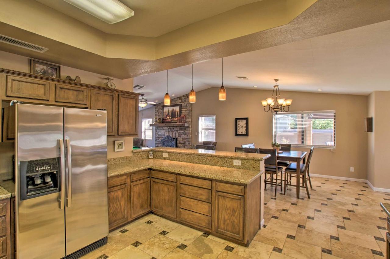 Pet-Friendly Glendale Home With Pool And Putting Green Phoenix Luaran gambar