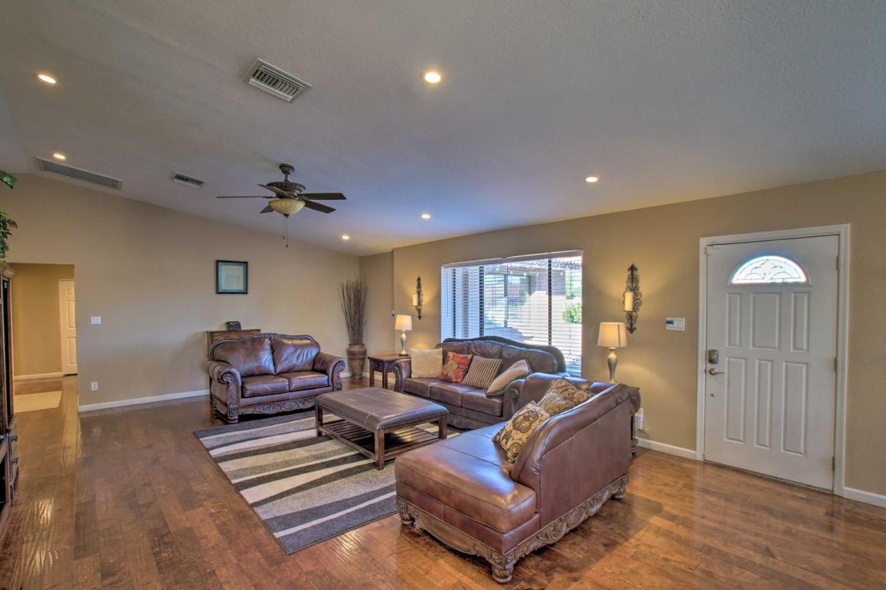 Pet-Friendly Glendale Home With Pool And Putting Green Phoenix Luaran gambar